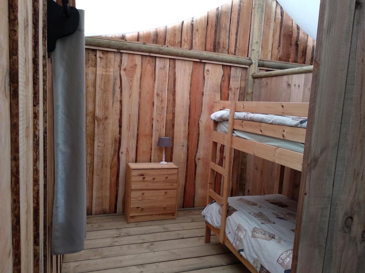 Domaine Ramonjavel, Glamping & Alpaca'S Bed & Breakfast Fongrave Exterior photo